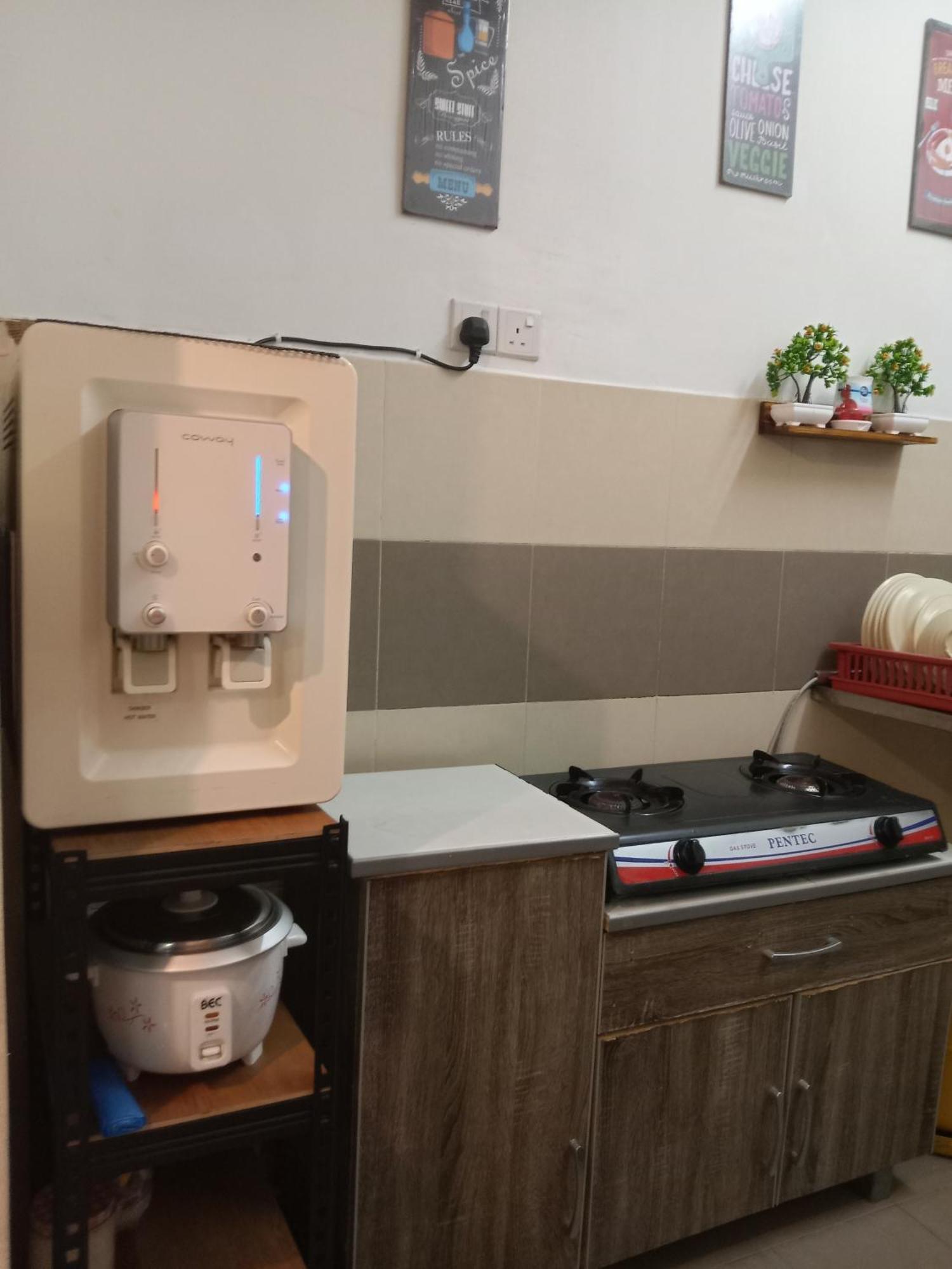 Homestay Kuala Terengganu Rose House Pantai Batu Buruk מראה חיצוני תמונה